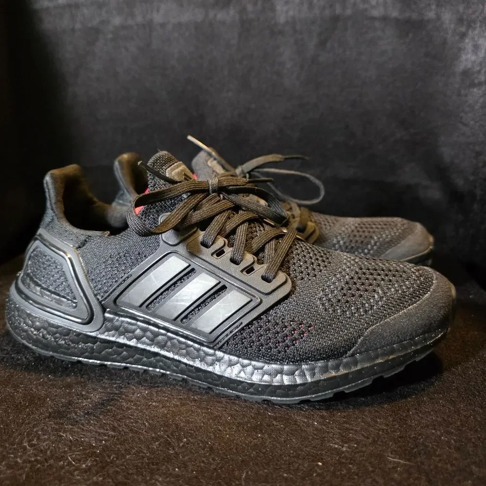 Adidas Ultra Boost Womens Size 8